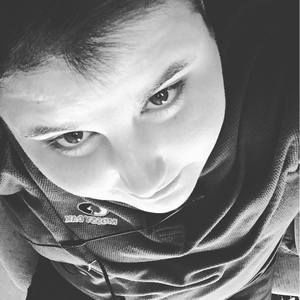 Meet your Posher, Levi